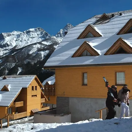 Residence Odalys Le Hameau Du Praroustan Vakantiepark Pra Loup